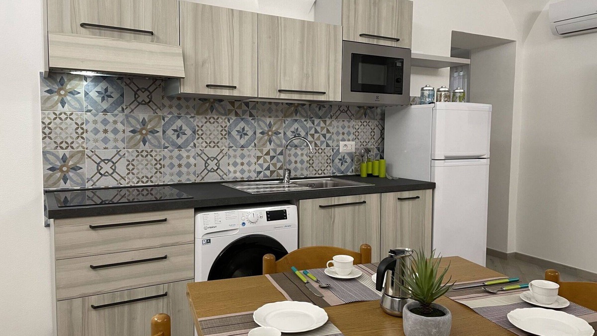 Spotorno Apartment | Nice apartment for 8 guests with WIFI, A/C and TV