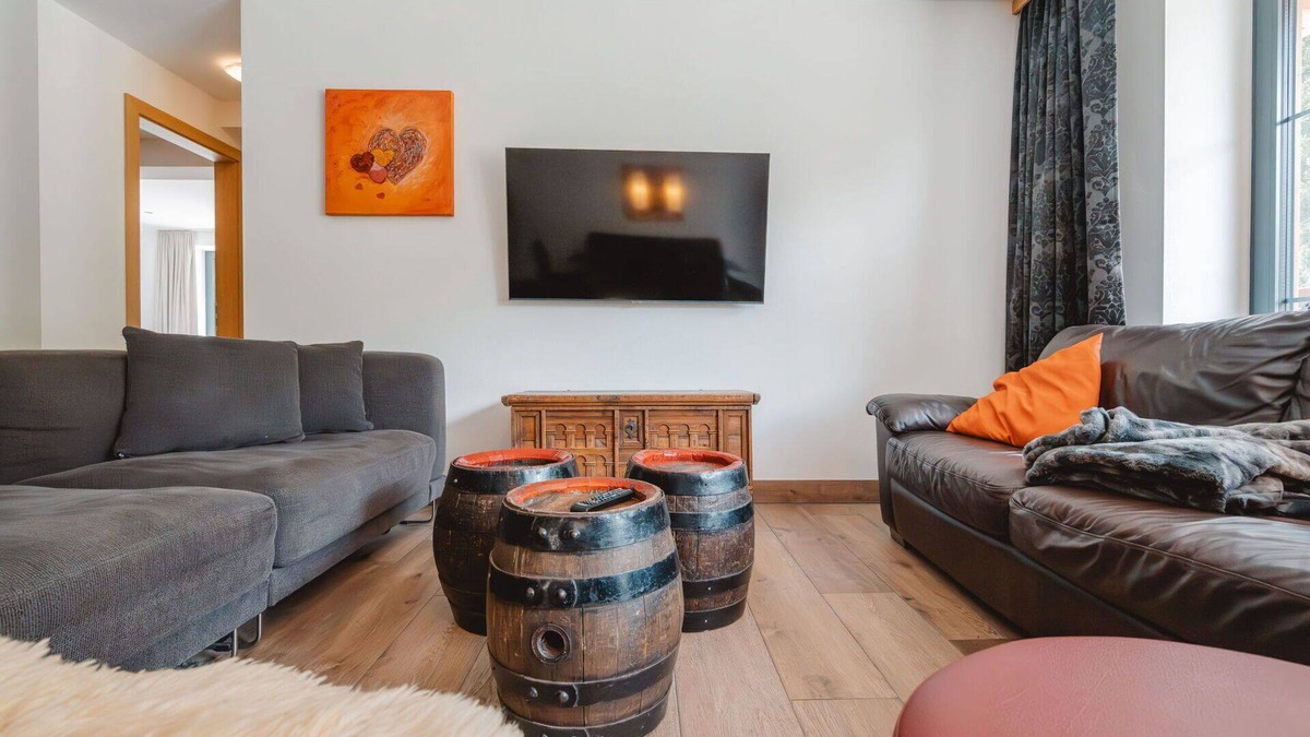 Hinterglemm Apartment | Nice apartment for 8 people with WIFI, TV, terrace and panoramic view