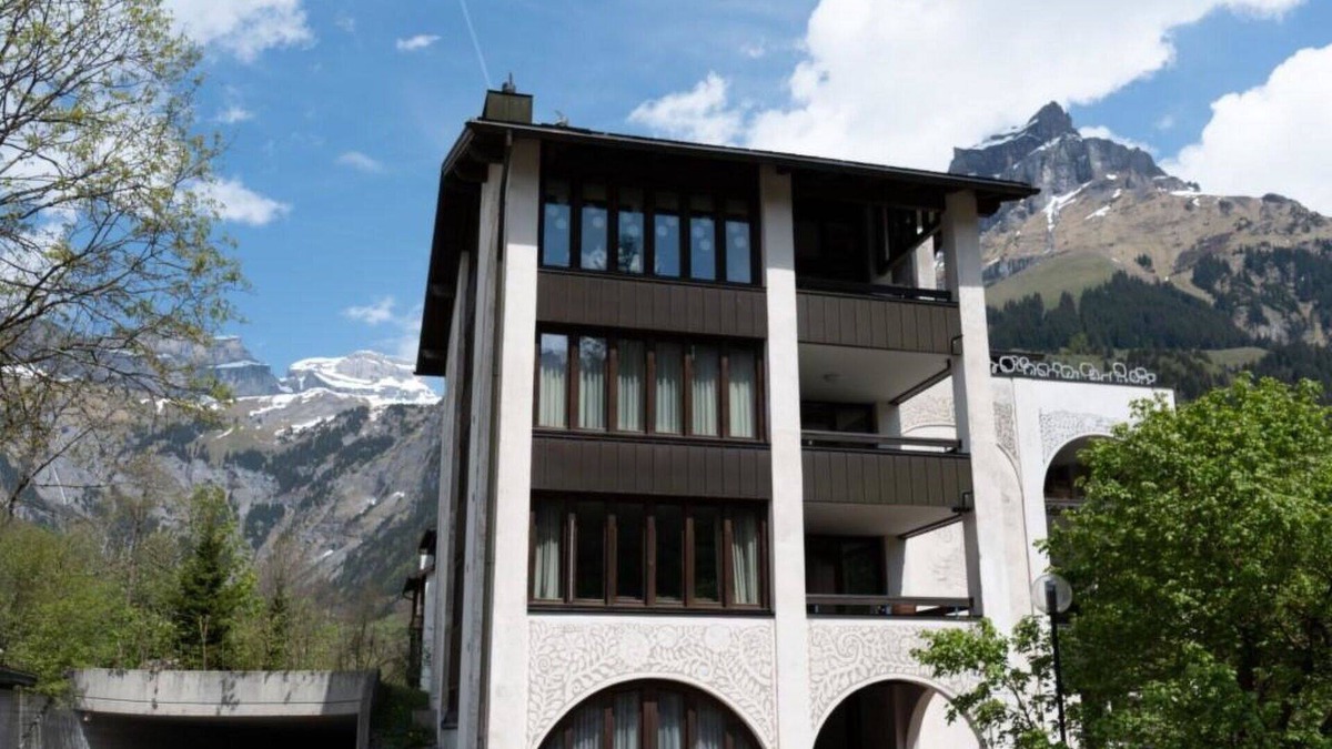 Engelberg Apartment | Nice apartment for 4 people with pool, WIFI, TV and balcony