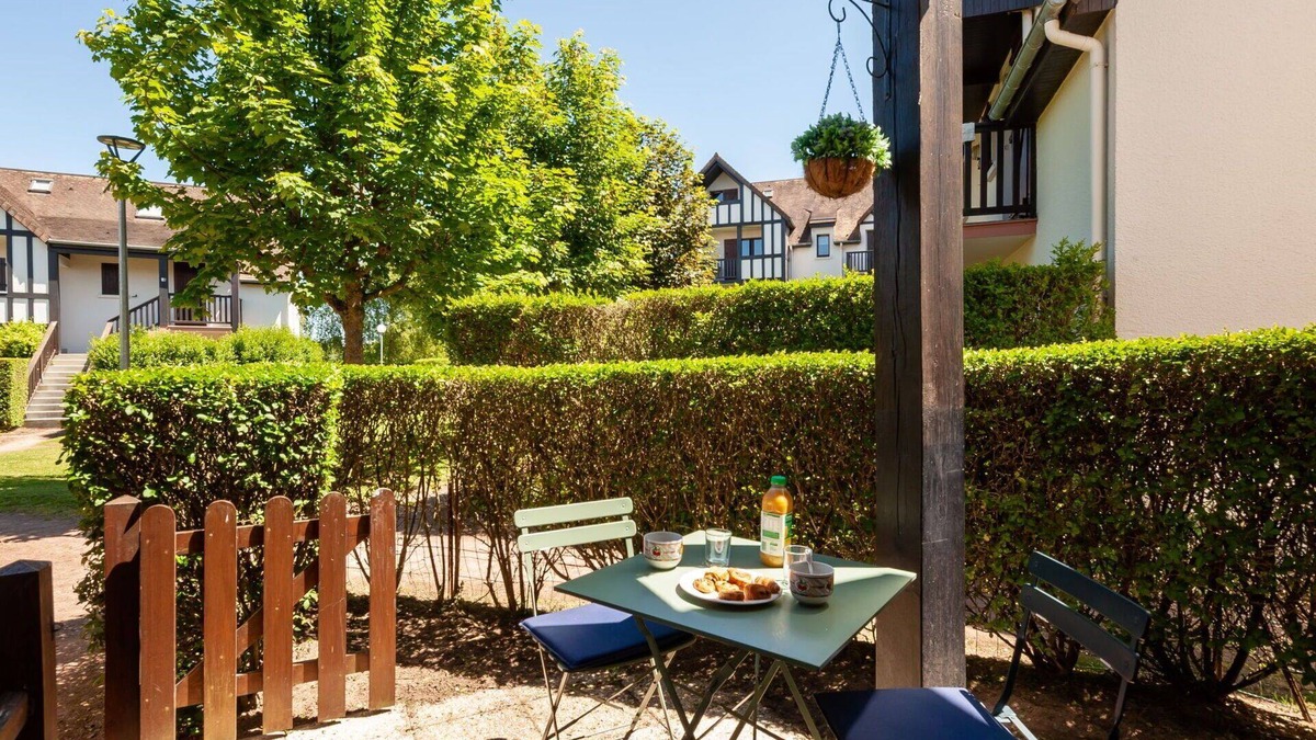 Le Home Apartment | Nice apartment for 2 guests with WIFI, TV, terrace and parking