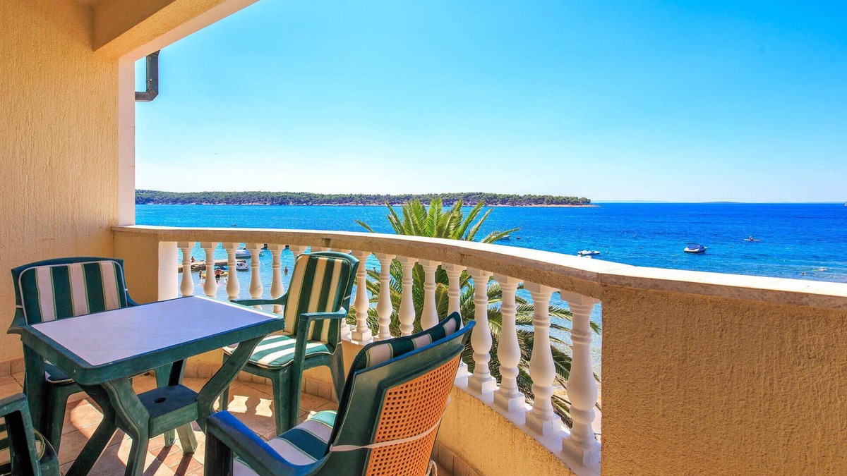 Banjol Apartment | Nice apartment in Banjol