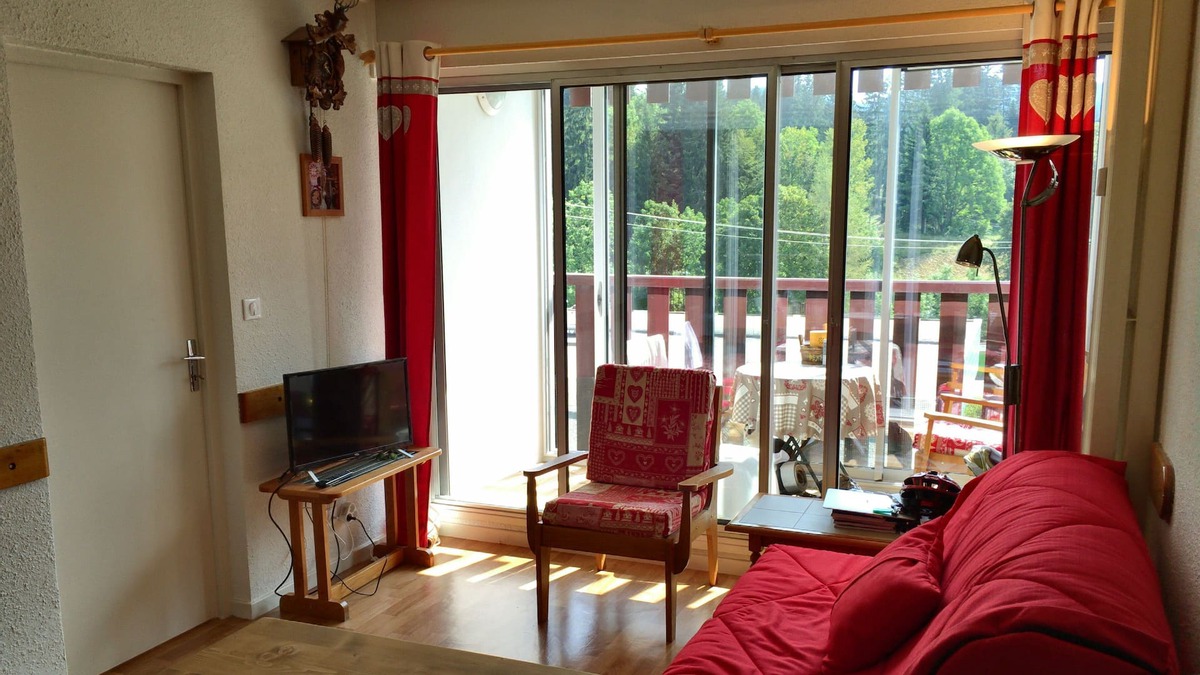 La Cure Apartment | Nice apartment in the heart of the Jura