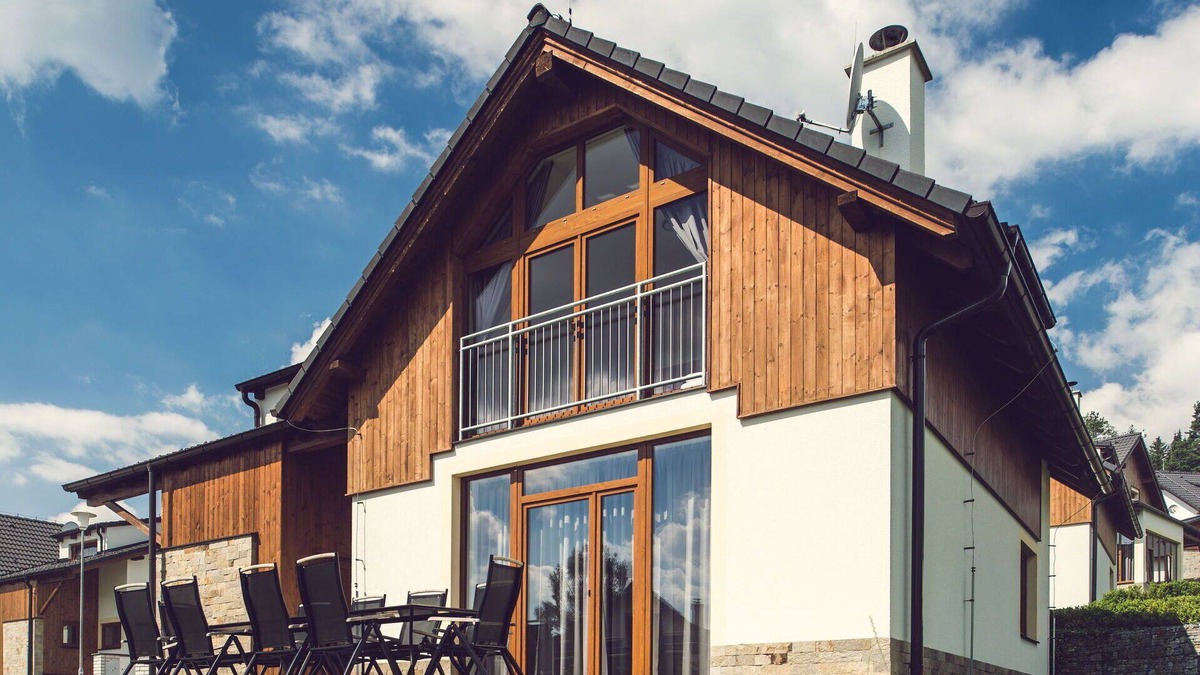 Lipno nad Vltavou House | Nice apartment in villa for 11 people with WIFI, TV, terrace and pets allowed