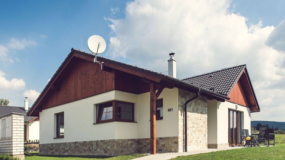 Lipno nad Vltavou House | Nice apartment in villa for 6 guests with WIFI, TV, terrace and pets allowed