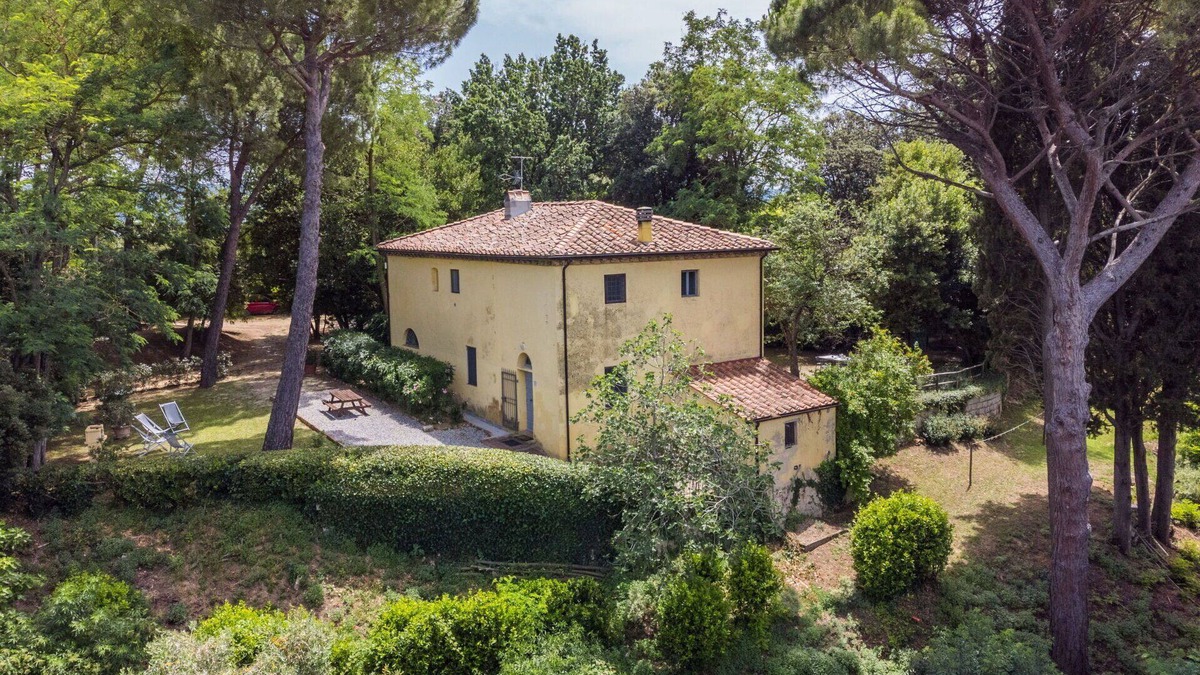 Lorenzana Villa | Nice apartment in villa for 4 people with WIFI, pool and pets allowed