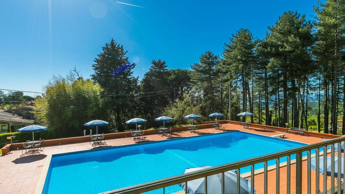 San Vivaldo Villa | Nice apartment in villa for 4 people with pool, WIFI, TV, terrace, pets allowed and panoramic view