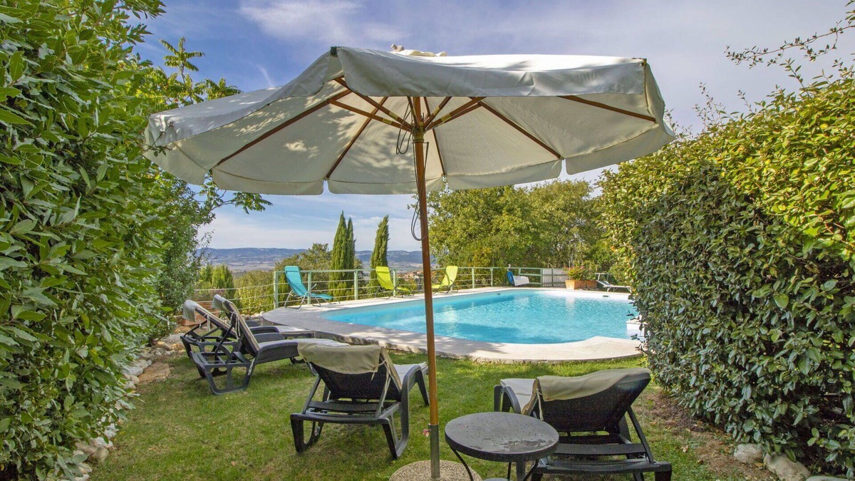 Poderi Villa | Nice apartment in villa with private pool, hot tub, WIFI, TV, patio, pets allowed and panoramic .