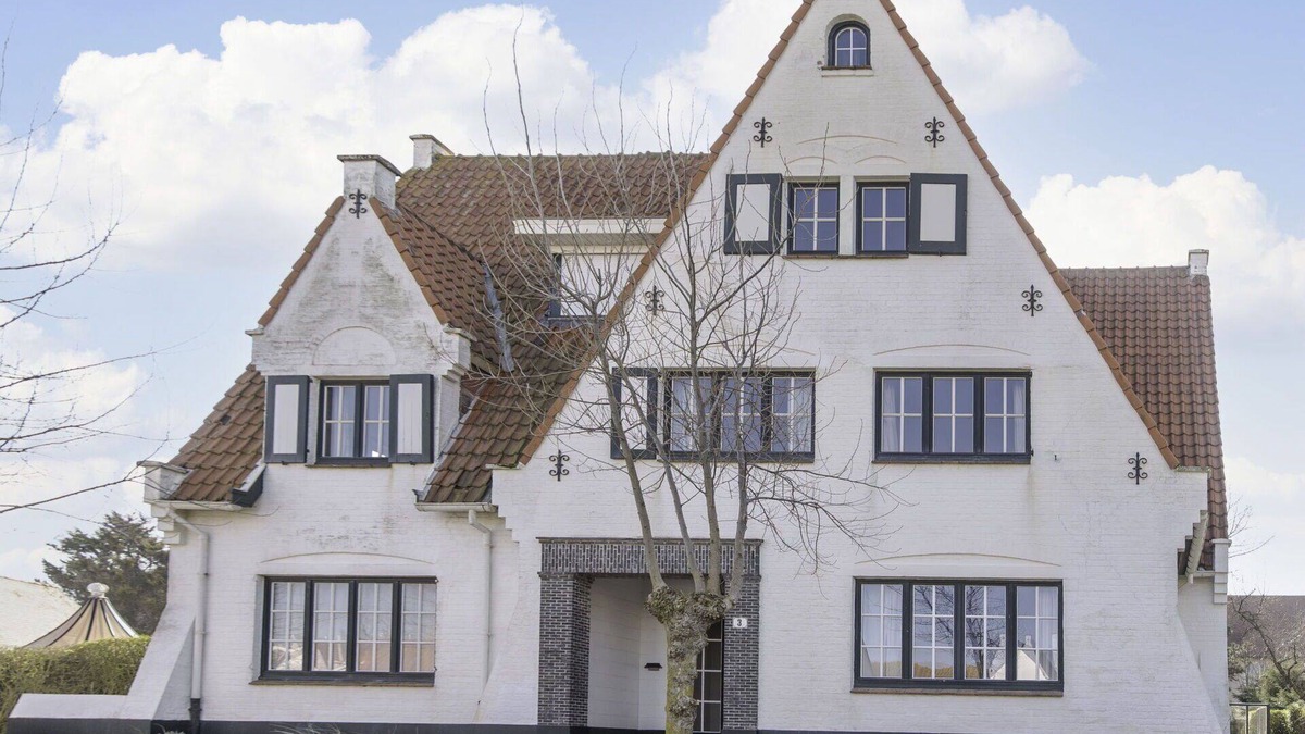 De Haan Villa | Nice apartment in villa for 6 guests with WIFI, TV, balcony and pets allowed