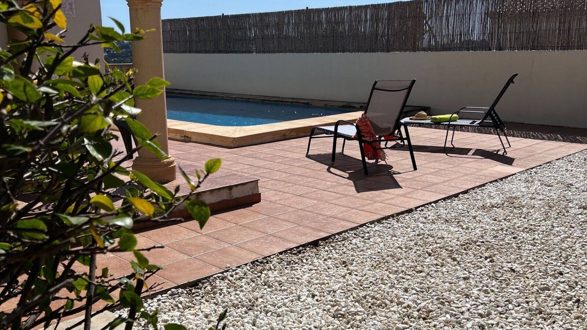 Costa Nova House | Nice apartment in villa for 4 people with private pool, A/C, WIFI, TV, terrace and pets allowed