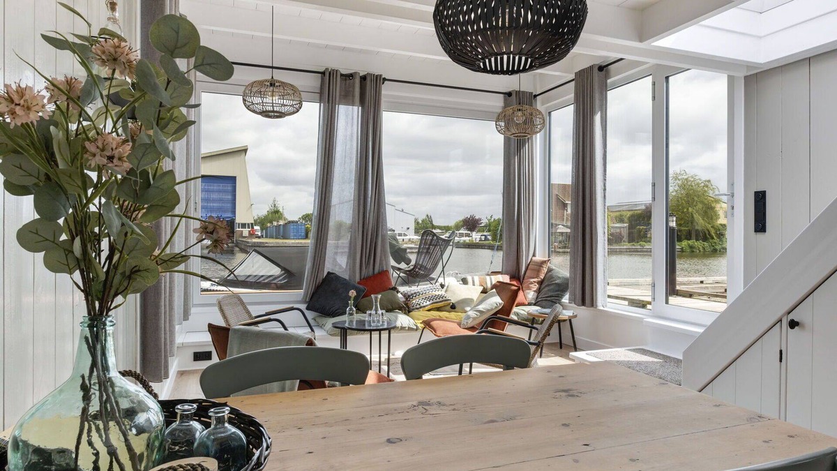 Woudsend House | Nice apartment in villa for 4 guests with WIFI and patio