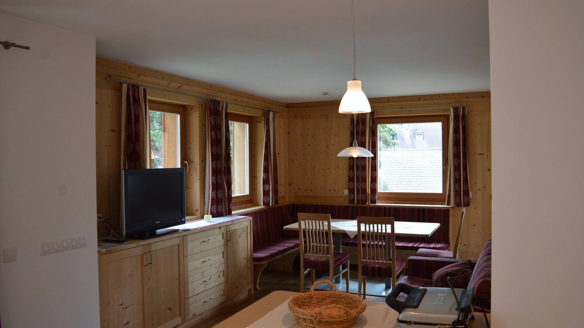 Selva di Val Gardena House | Nice apartment on the sunny side of the Dolomites