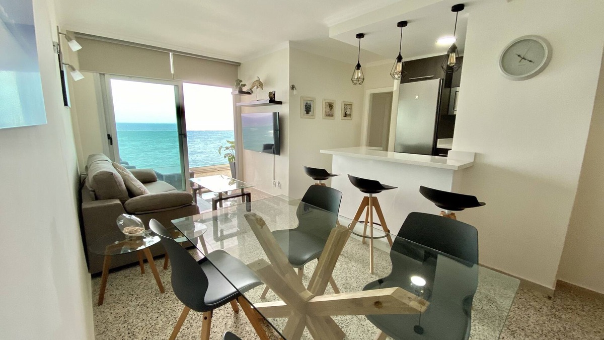 La Garita Apartment | Nice apartment on the beach with a large terrace facing the sea