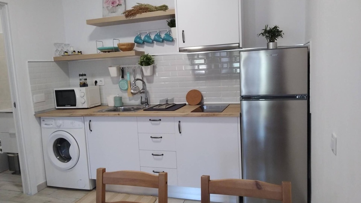 Ajuy Apartment | Nice apartment to enjoy a nice town.