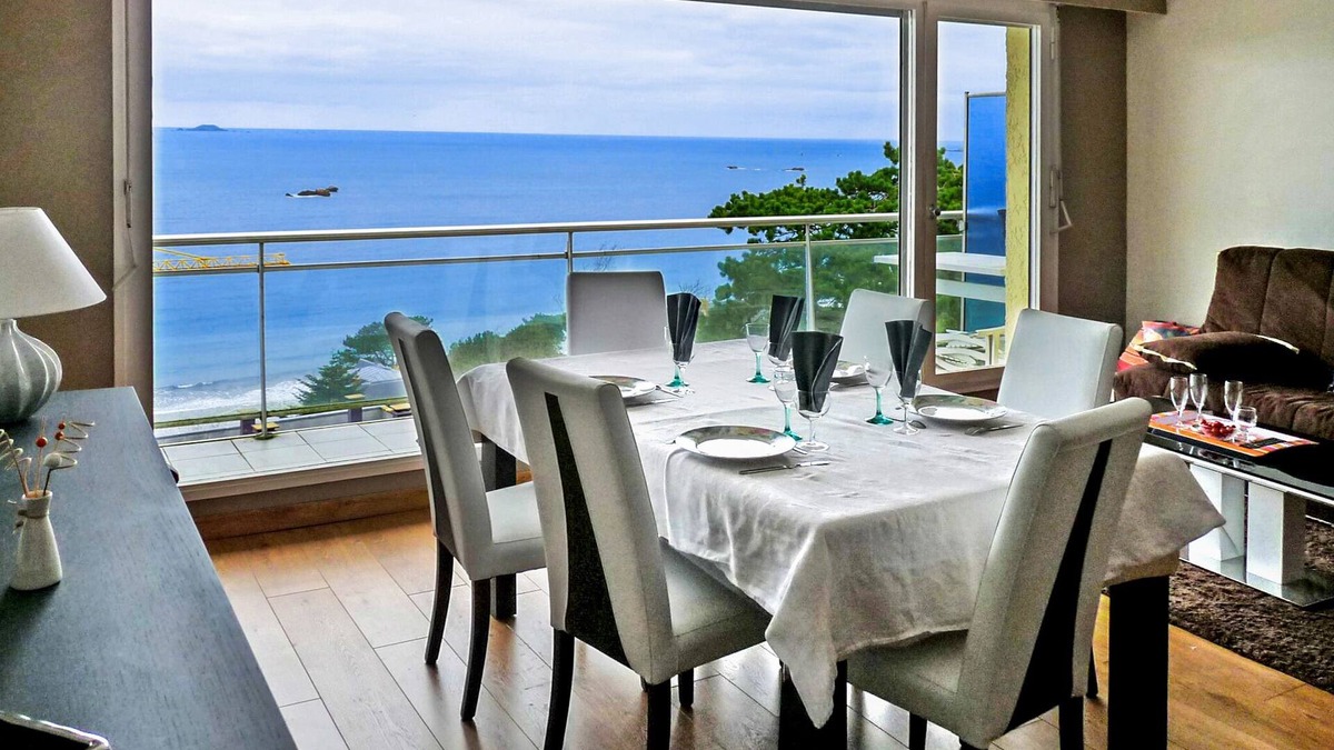 Perros-Guirec Apartment | Nice apartment with sea view a few meters away and balcony, close to shops.