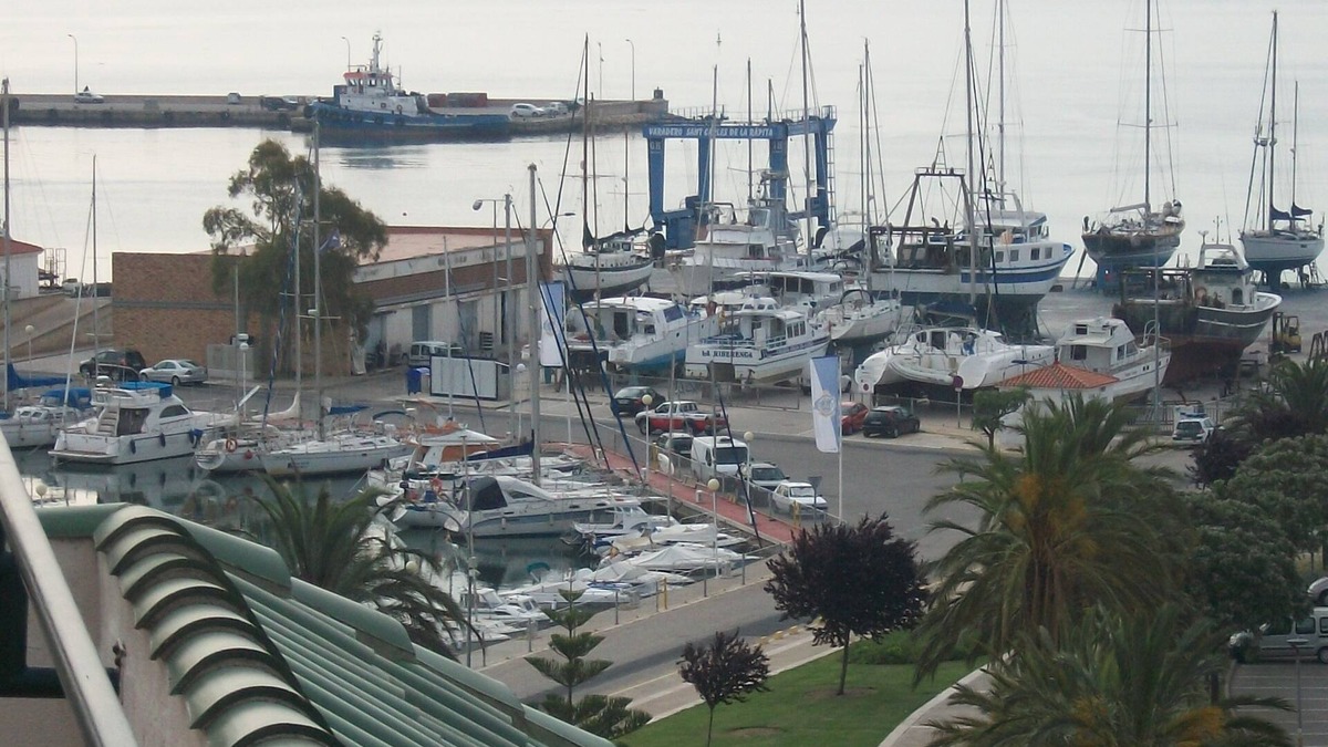 Sant Carles de la Rapita Condo | Nice beachfront duplex