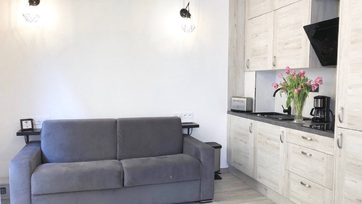 Carabacel Apartment | Nice Center Flat - 2 Room Apartment with Balcony Renovated in the heart of the city