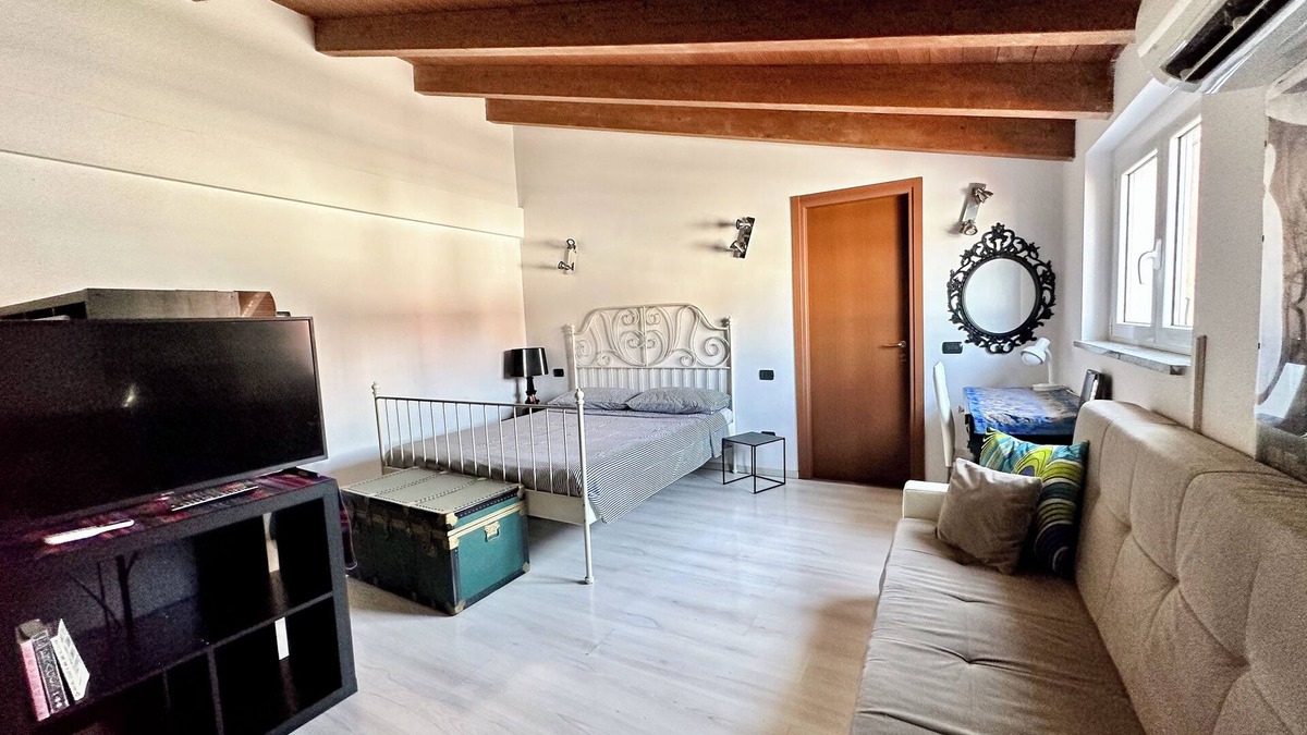 Zona Farini Apartment | NICE & COZY LOFT