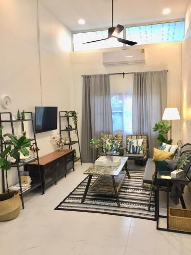 Nong Pa Khrang House | Nice cozy warm home