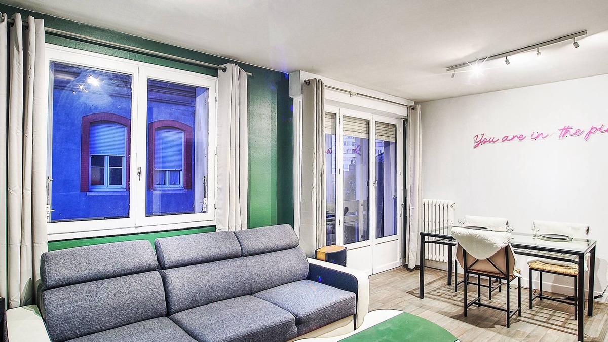 Saint - Aubin - Dupuy Apartment | Nice flat with balcony in Grand Rond neighborhood in Toulouse - Welkeys