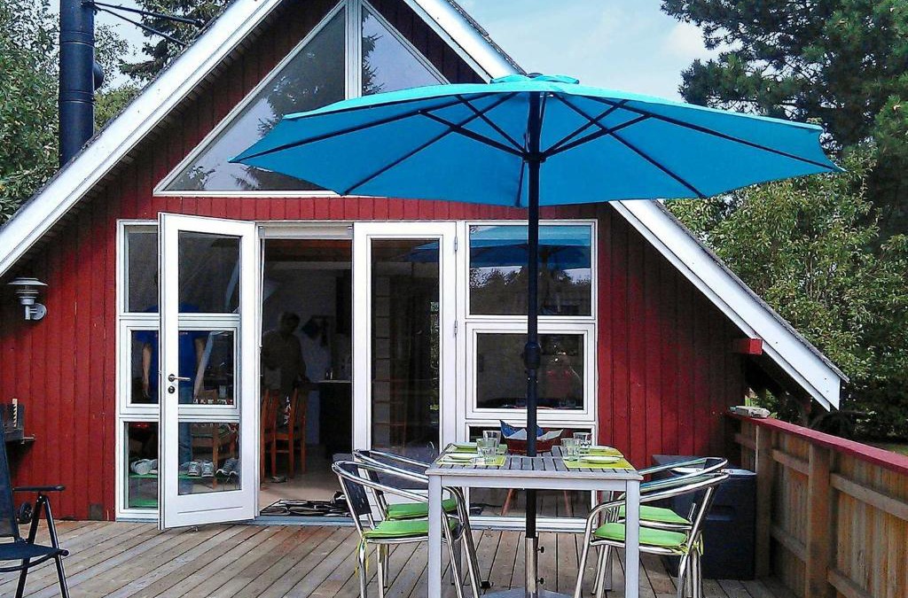 Næsby Strand House | Nice Holiday Home in Nakskov Lolland with Garden