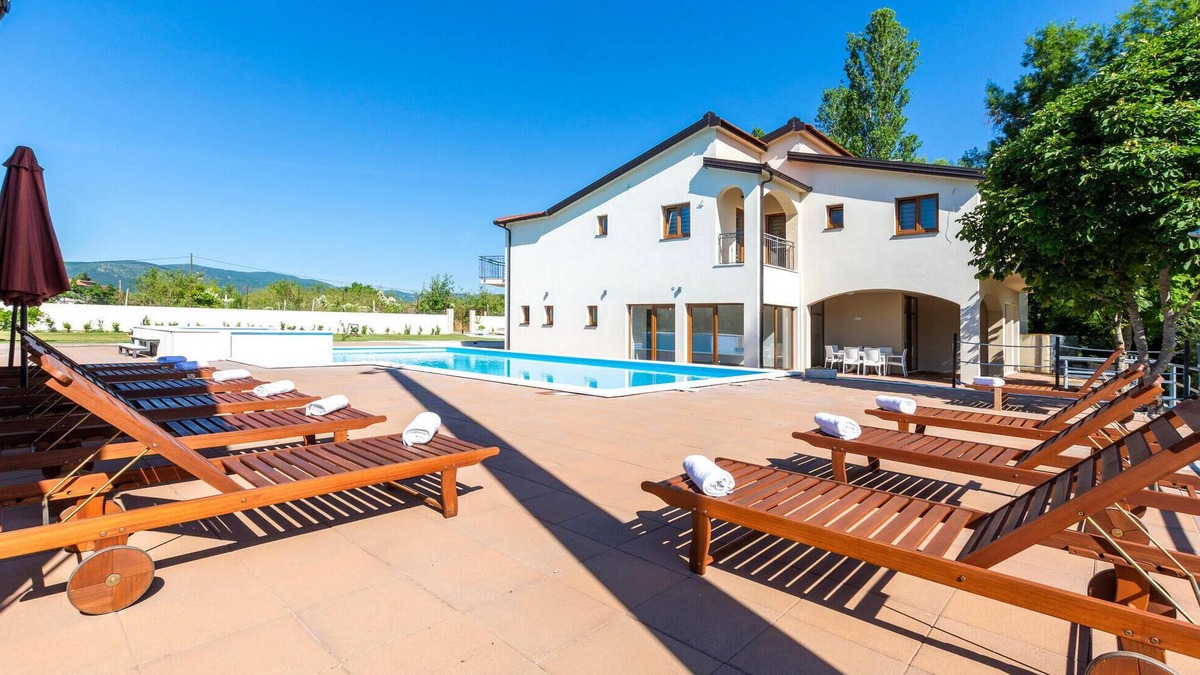 Podbablje House | Nice home in Donji Prolozac with WiFi