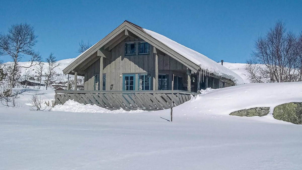 Vinje House | Nice home in Edland with sauna