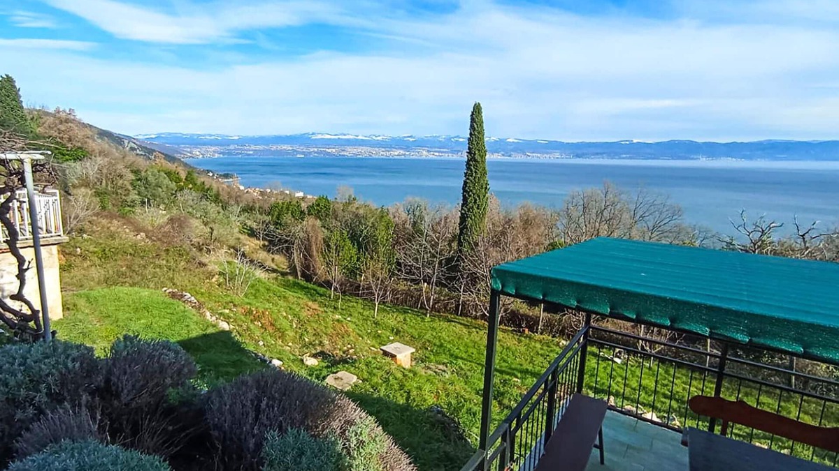 Obrs House | Nice home in Moscenicka Draga