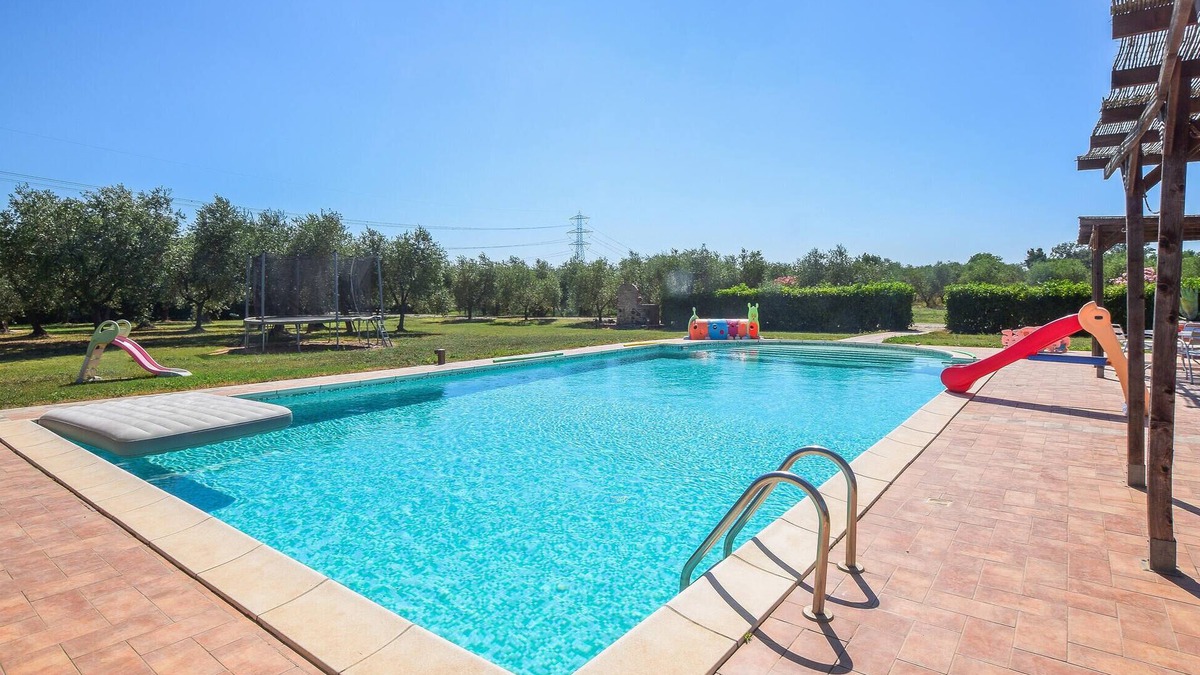 Roccastrada House | Nice home in Roccastrada
