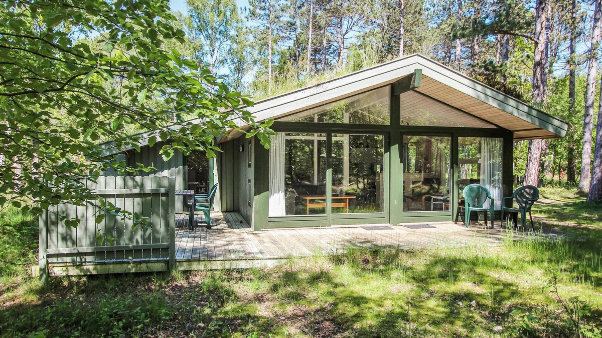 Marup House | Nice home in Samsø with kitchen