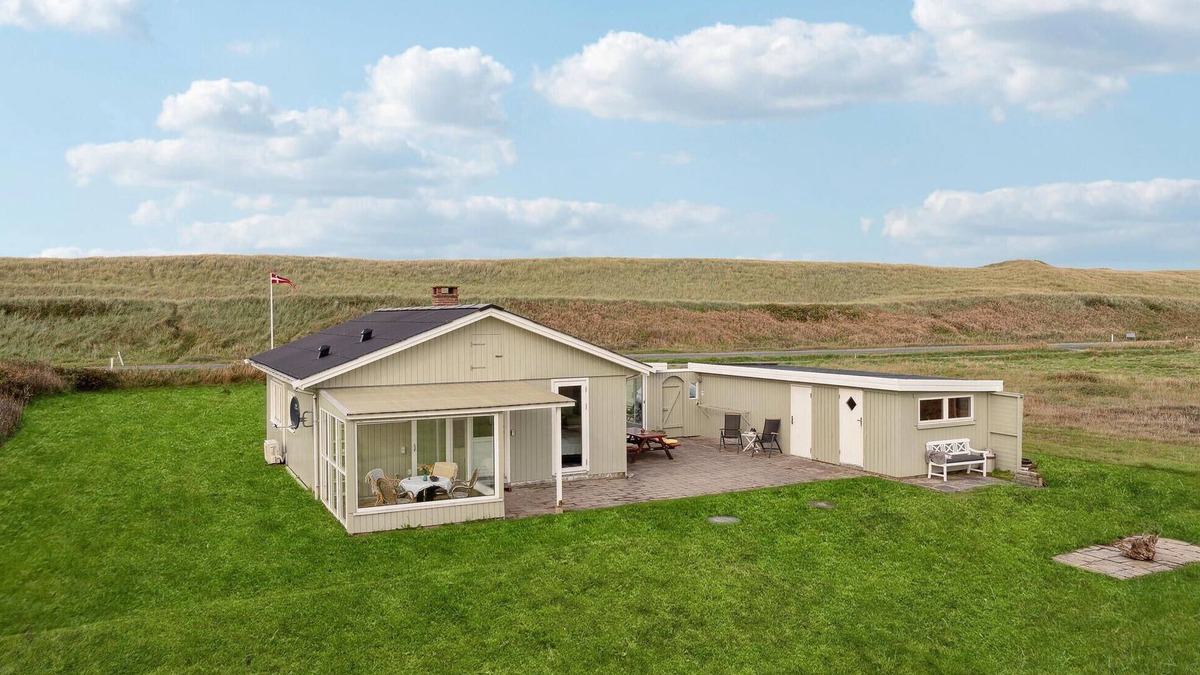 Fjand Badeby House | Nice home in Ulfborg with WiFi