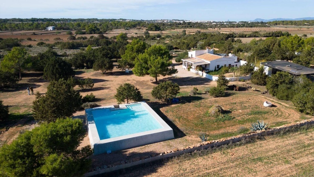 Formentera Villa | Nice house with pool in a quiet area.