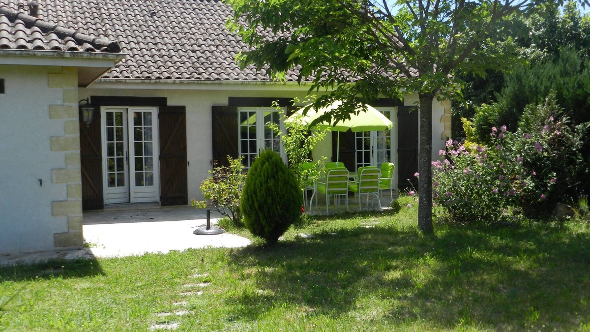 La Fagette House | Nice house, ground floor, near the River Vézère, close to Eyzies and Bugue