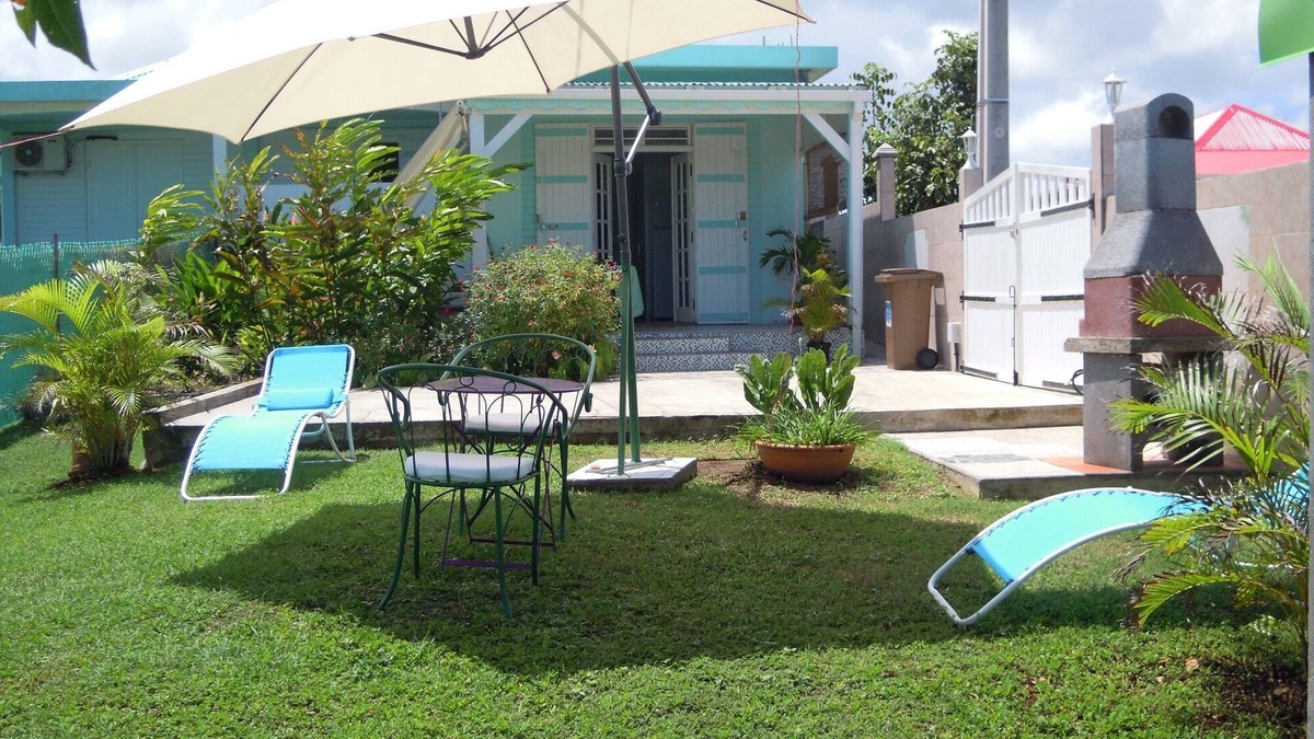 Le Moule Apartment | nice jade house
