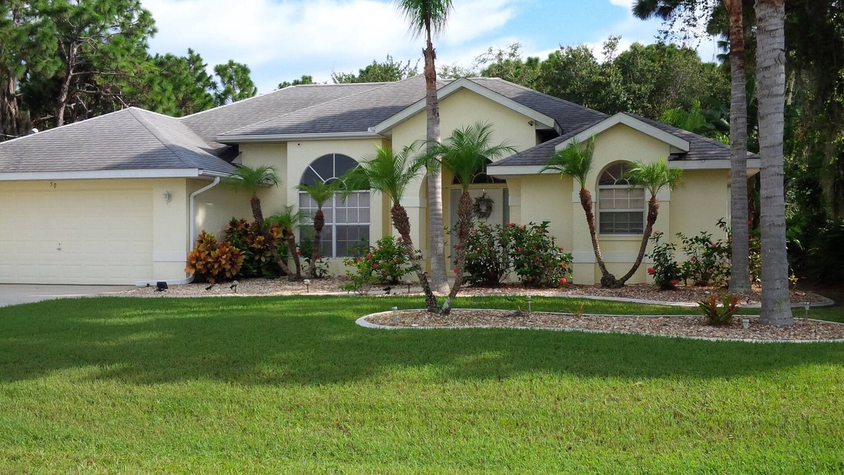 Broadmoor Villa | Nice Private Villa With Heated Pool - Close to Beach & Golf