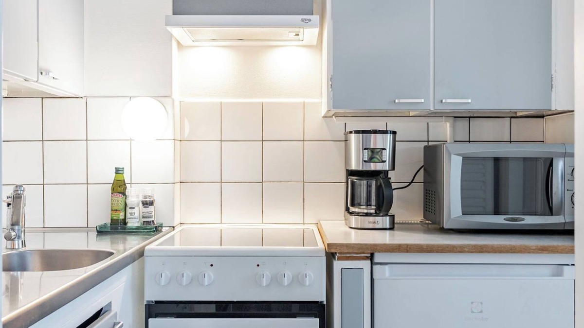 Lahti Apartment | Nice Studio with Balcony in the Center