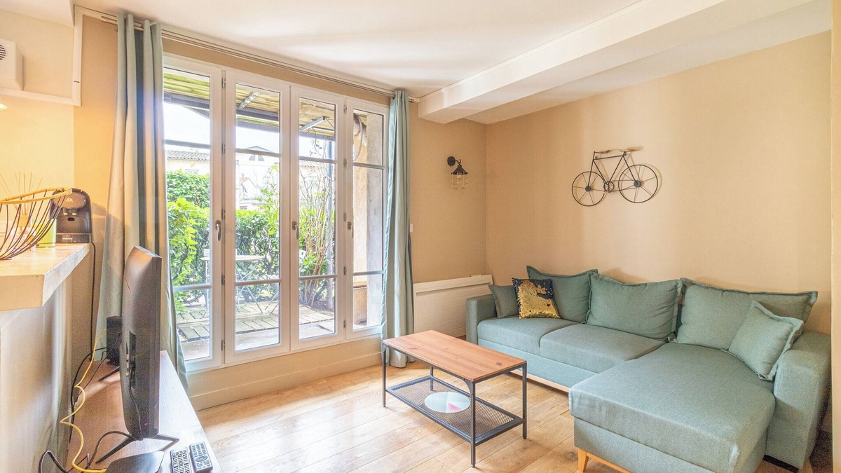 Saint - Michel Apartment | Nice T2 near the garden of plants - Toulouse