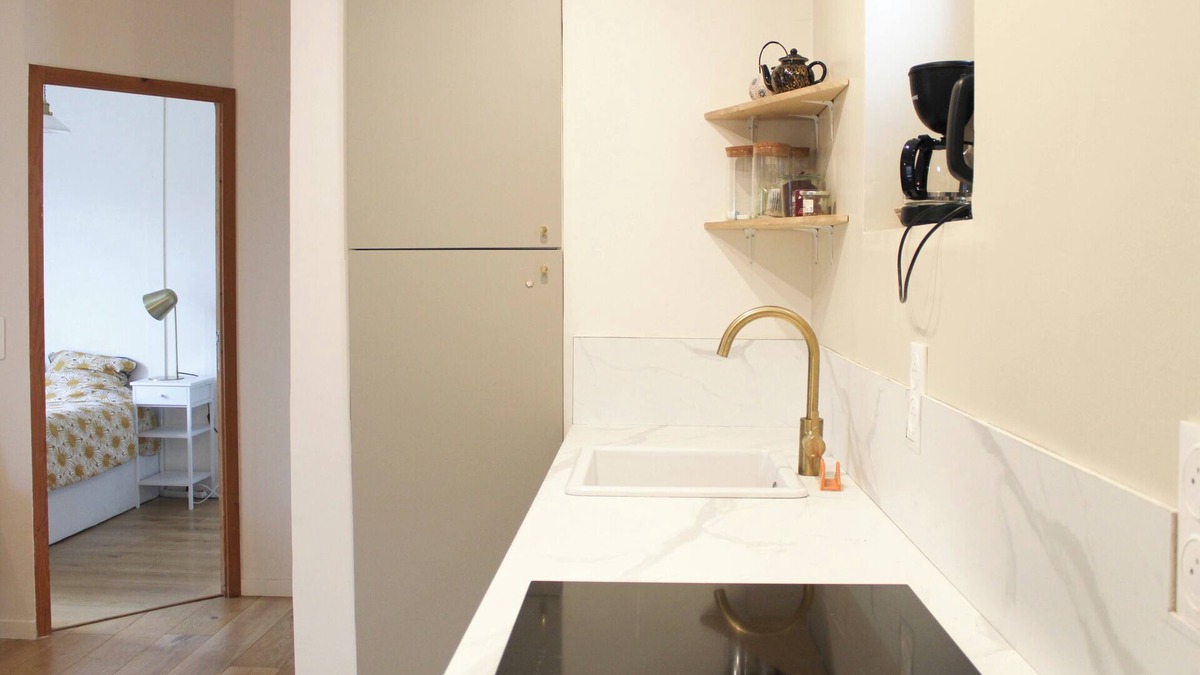 Faubourg de l'Arche Apartment | Nice T2 with Wifi near center