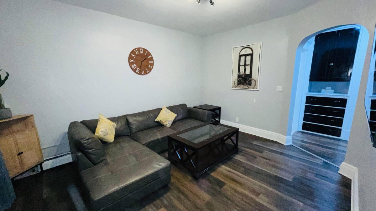 Buffalo Apartment | Nice Two bedroom apartment - 2nd floor
