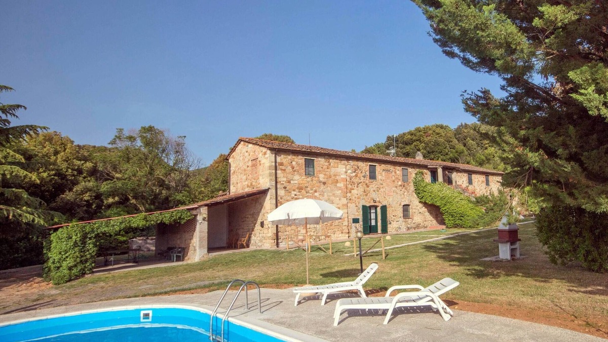 Castellina Marittima Apartment | Nice, typical Tuscan accommodations with A/C, Wi-Fi, in a pretty farmhouse, D4