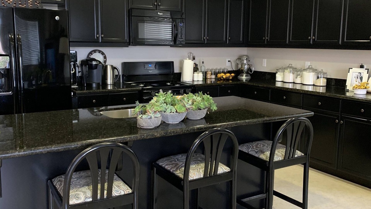 Nipomo House | Nicely Appointed 2 bed 2 bath home in resort style community