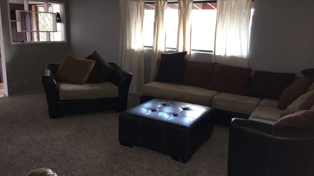 Old Fort Lowell House | NiceTucson getaway mountain views