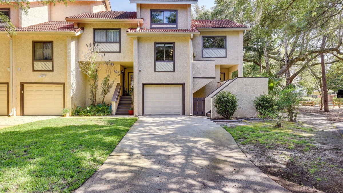 Niceville House | Niceville Retreat w/Boat Dock, Golf Course & Pool