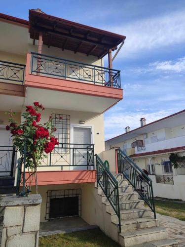 Paliouri House | Nicholas House