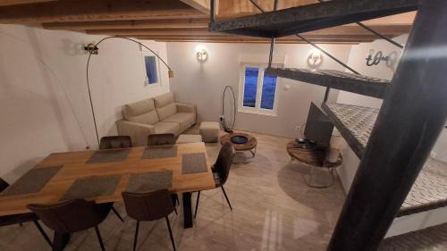 Plombieres-les-Bains House | Nid Douillet des Forges - Maison 2 chambres, jardin & parking gratuit