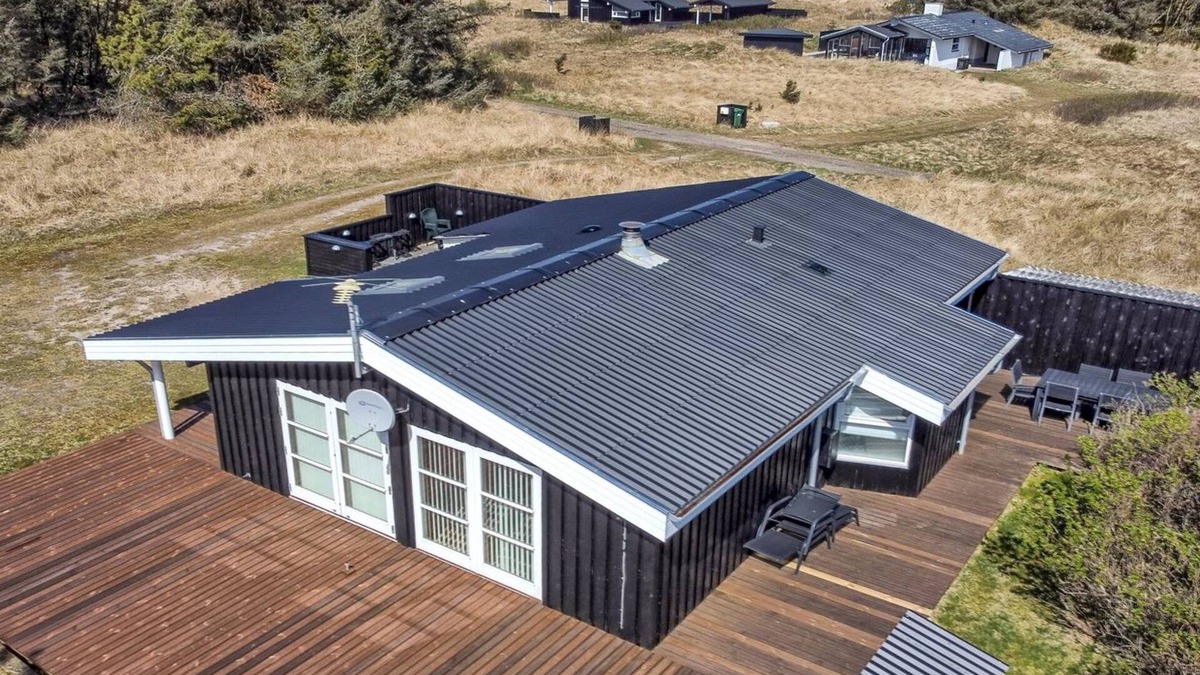 Hvorup Klit House | "Nienke" - 700m from the sea by Interhome