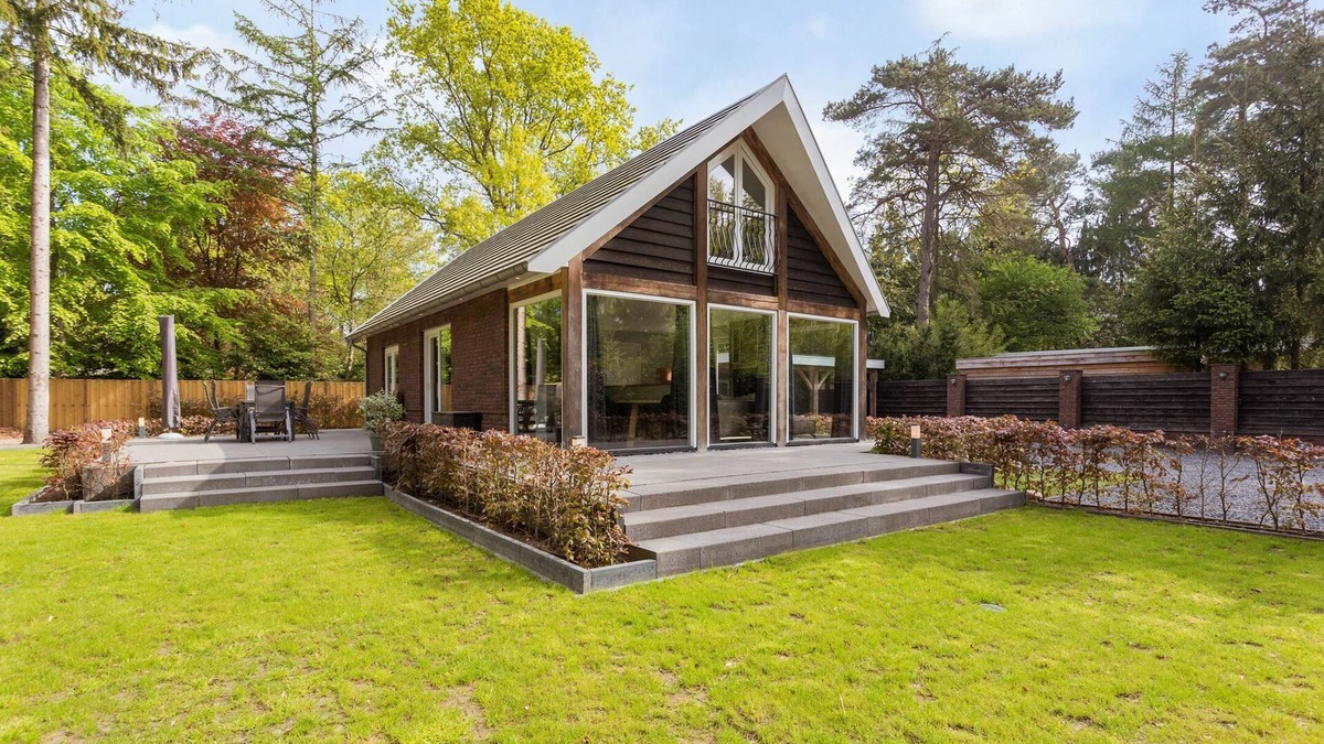 Municipality of Rijssen-Holten House | Nieuw Prachtig Vrijstaand Vakantiehuis met Grote Tuin en Vlak bij de Holterberg