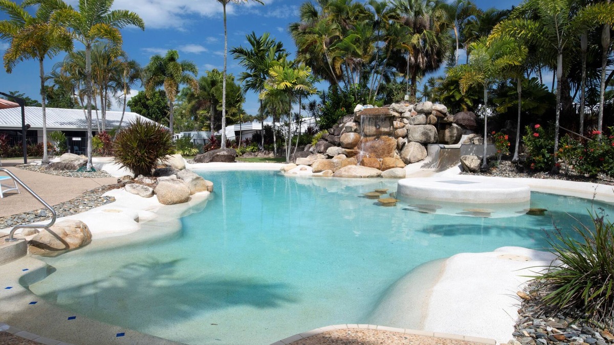 Wongaling Beach Resort | Nightelier Mission Beach