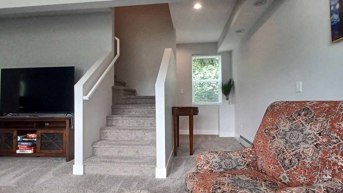 Taku - Campbell House | NightSky stay in Anchorage, AK