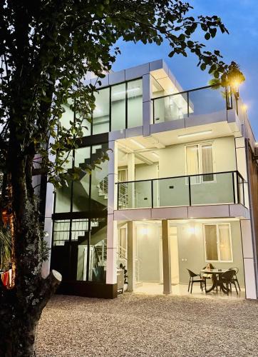 Ureki House | Nika house