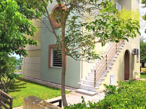 Polichrono Apartment | Nikogroup By the Sea